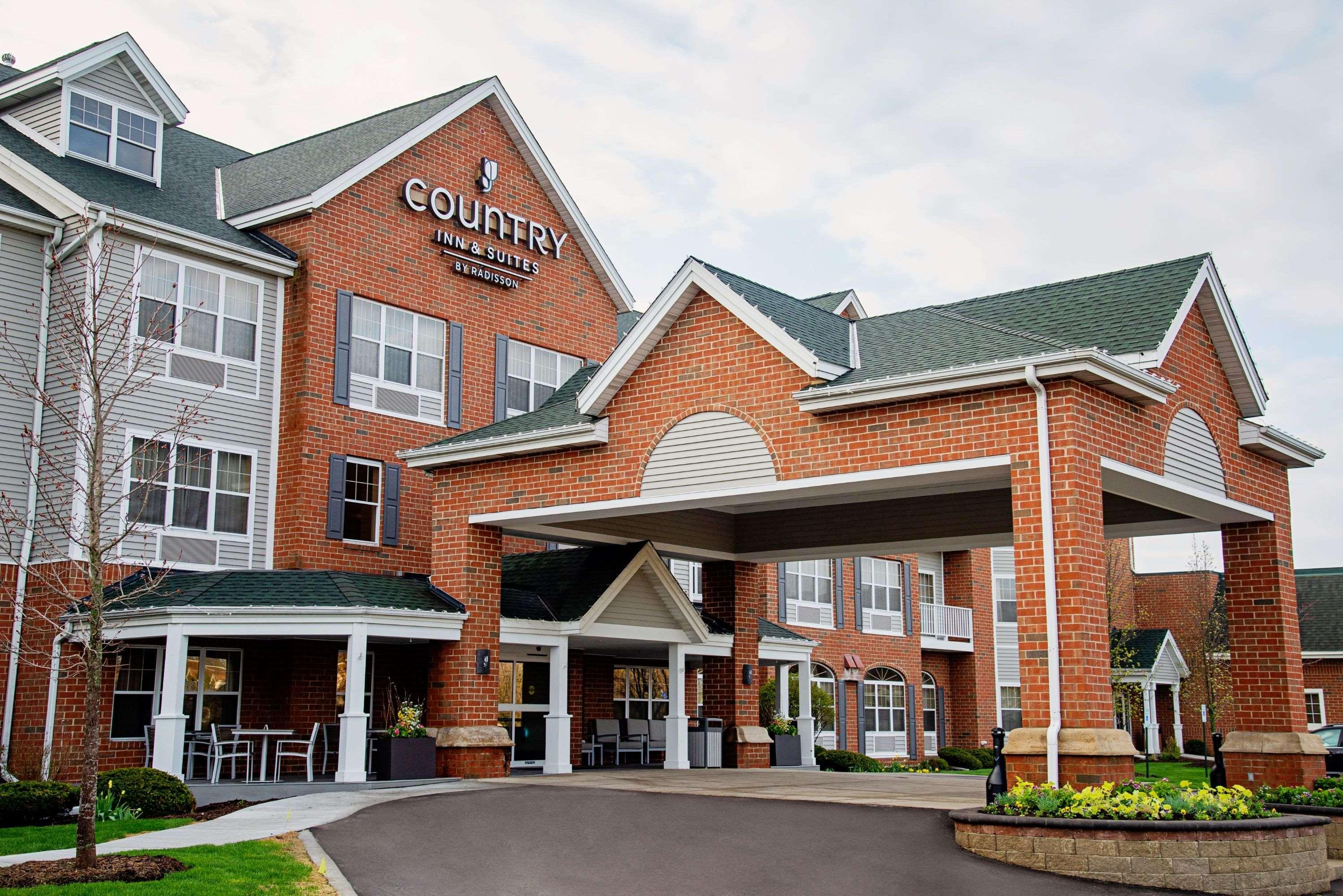 Country Inn & Suites By Radisson, Milwaukee West Brookfield , Wi Extérieur photo